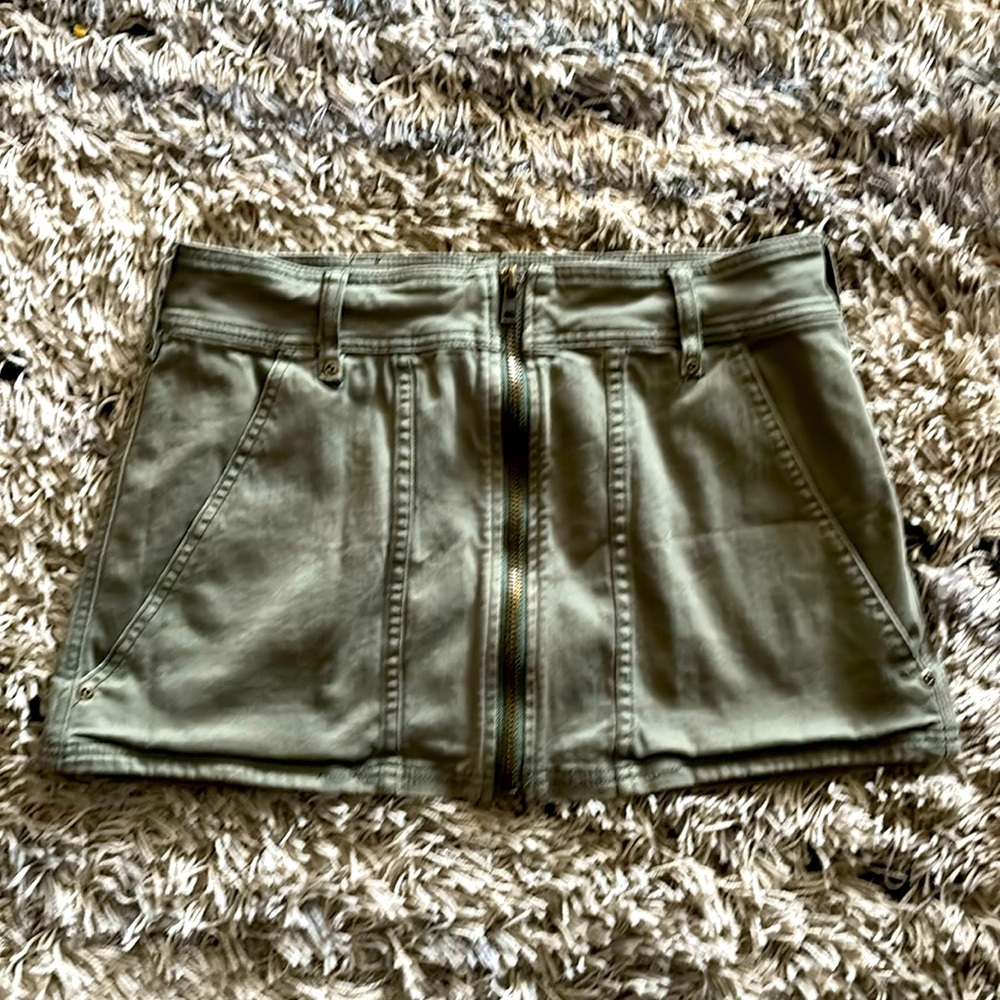 Free People Zippered Mini Skirt —Size 6